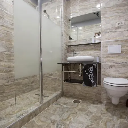 Promenada 1-4 Apartment