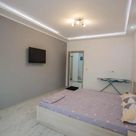 Apartment Promenada 1-4 *