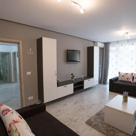 Promenada 1-4 Apartment