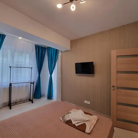Apartament Promenada 1-4 *